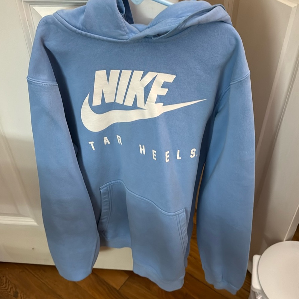 Nike sweatshirt